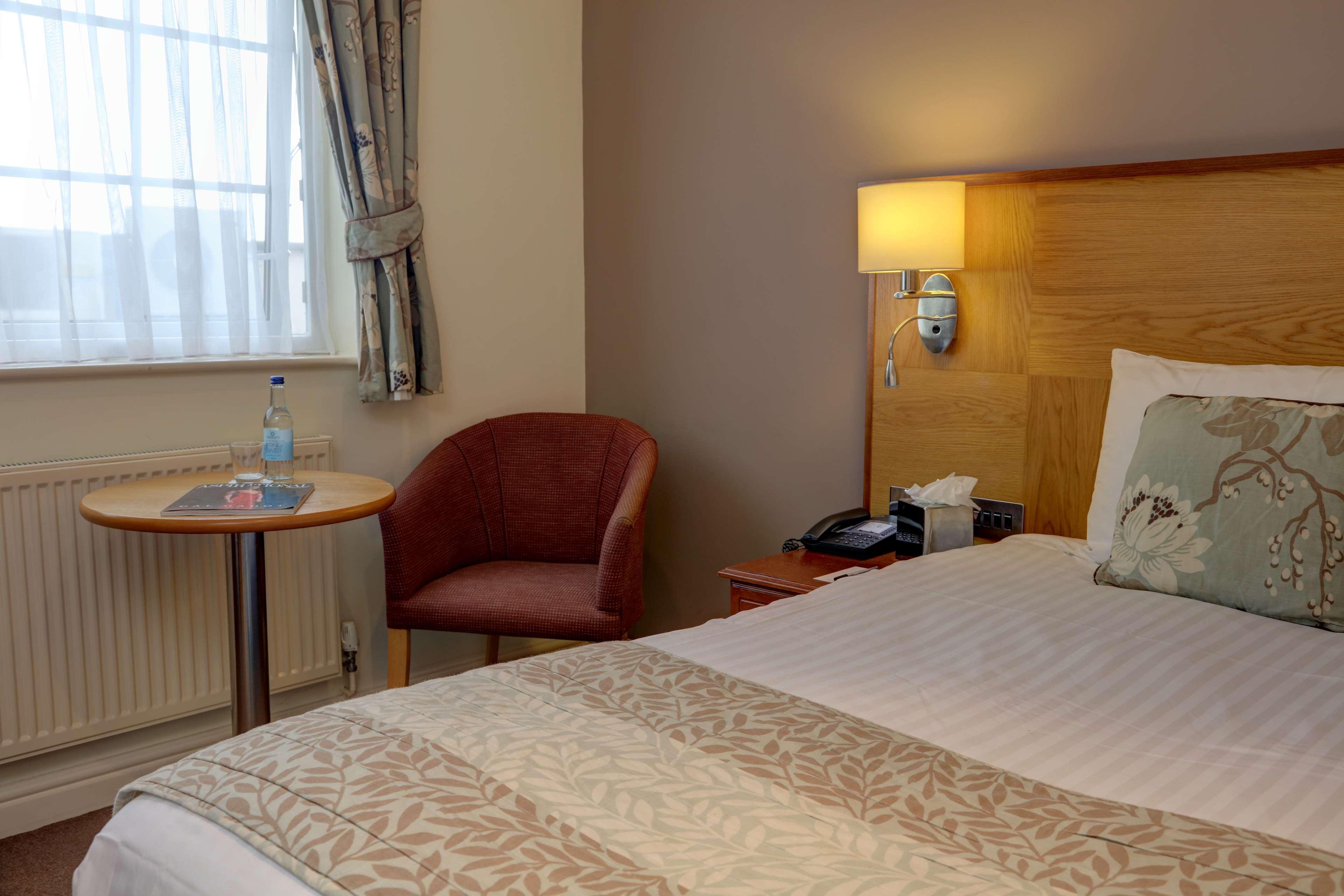 Отель Crowne Plaza East Midlands Airport By Ihg Дерби Экстерьер фото