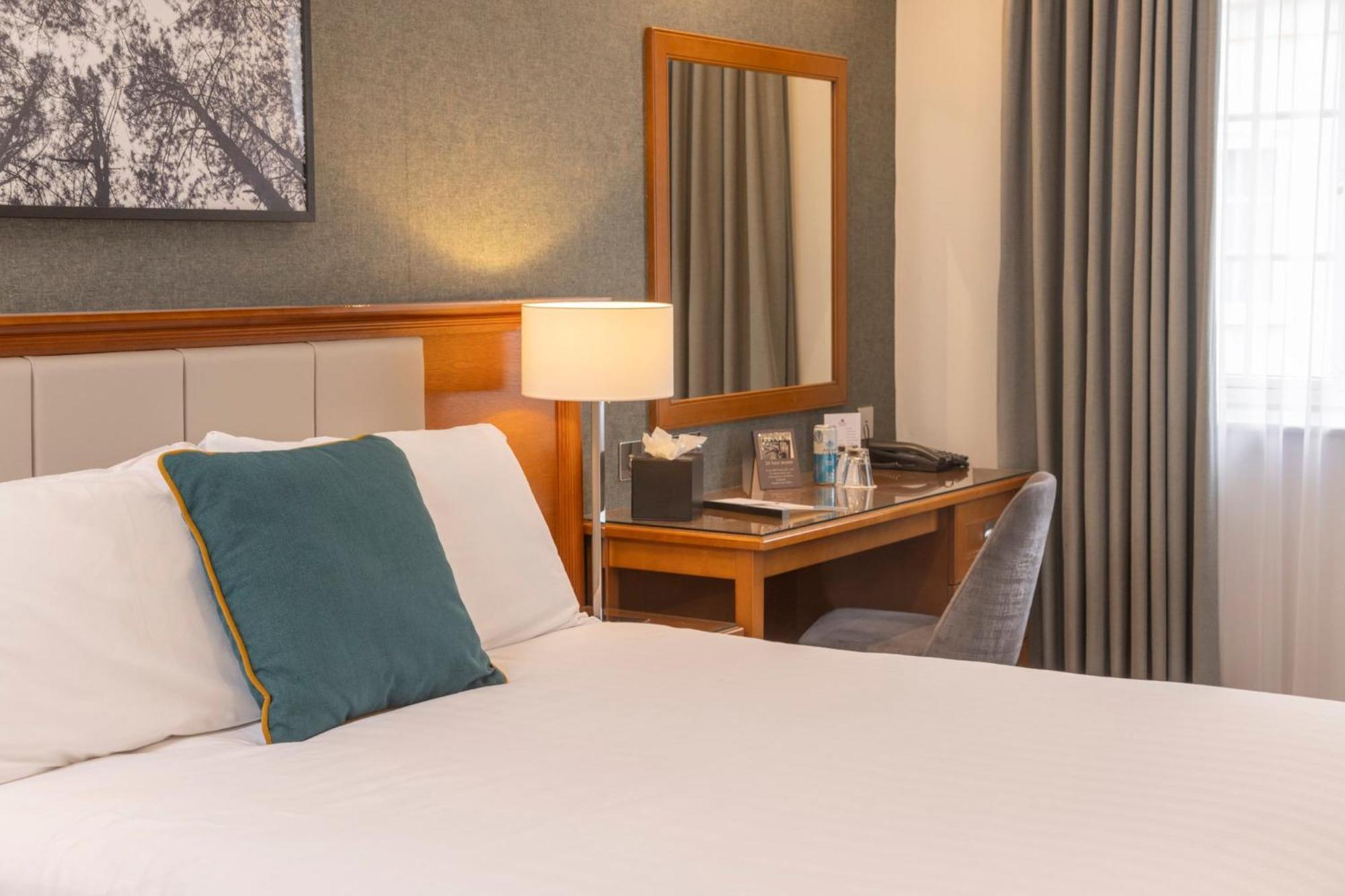 Отель Crowne Plaza East Midlands Airport By Ihg Дерби Экстерьер фото